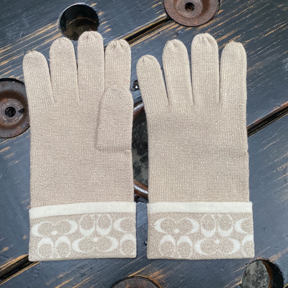 Coach Merino Wool Mittens in Gold & Cream - Picture 3 of 7